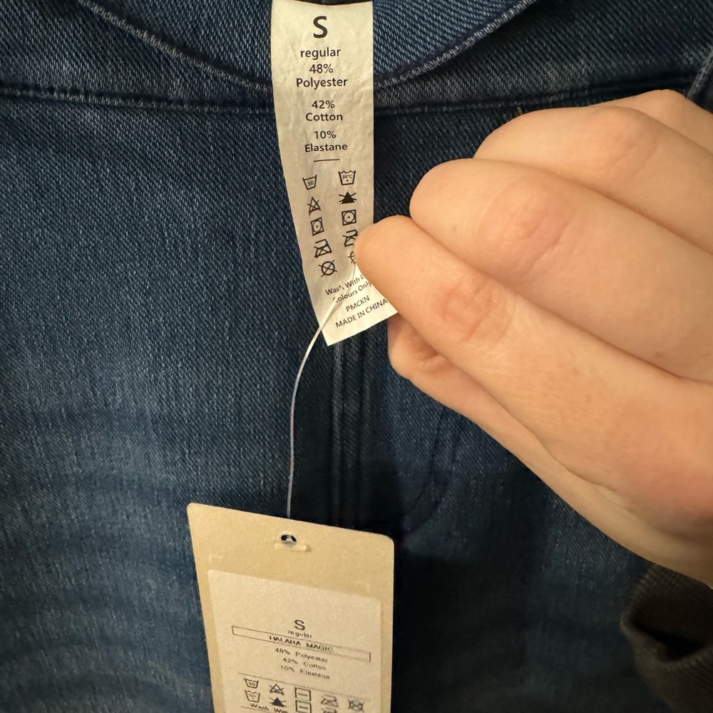 Halara High Waisted Multiple Pockets Straight Leg Stretchy Knit Work Jeans - Picture 5 of 6